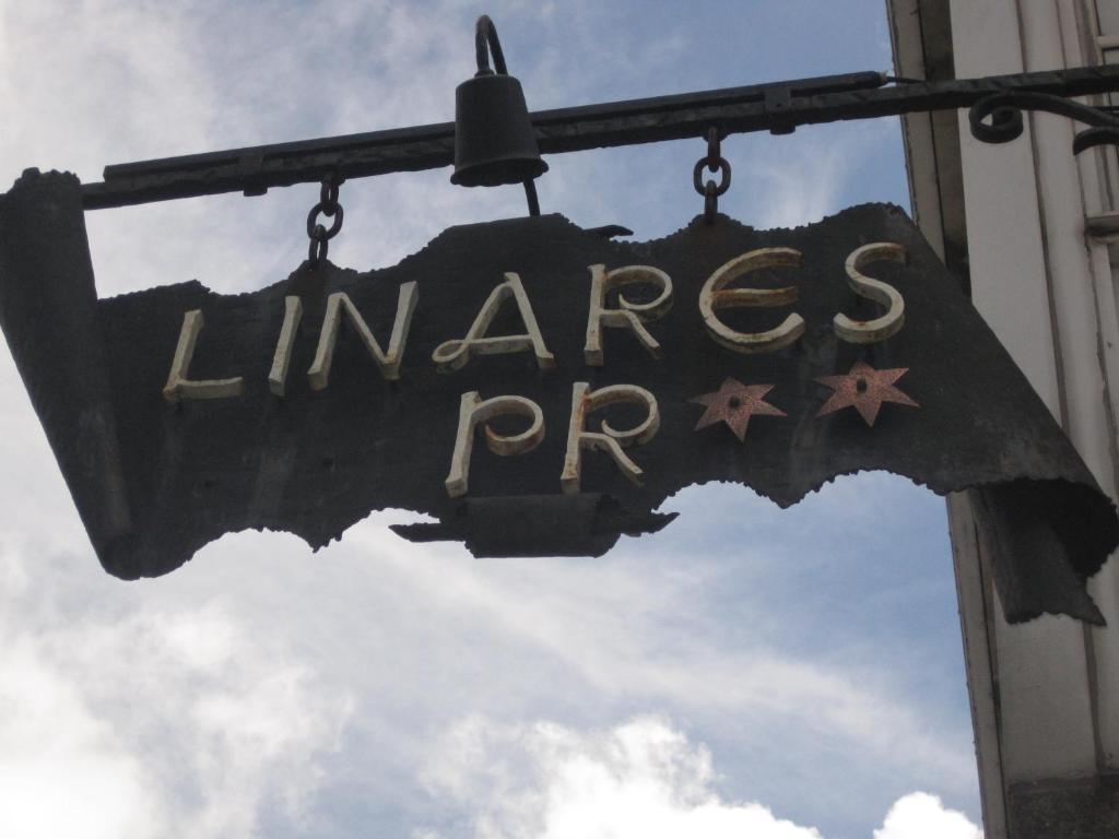 Linares Rooms Santiago 圣地亚哥－德孔波斯特拉 外观 照片